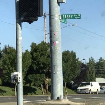 Dalia's Taqueria - Address for Commercial & Fabry mother lying food truck alley. - Food Trucks Near Me - Salem, Oregon