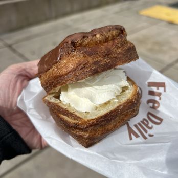 Happy Donuts - Cream filled chocolate cronut - Donuts Near Me - Burlingame, California Happy Donuts - Cream filled chocolate cronut - Donuts Near Me - Burlingame, California