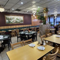 Quan Yin Vegan Restaurant - Interior after remodeling