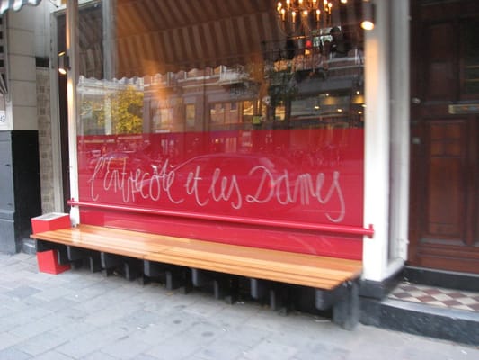 L'Entrecôte et les Dames by null