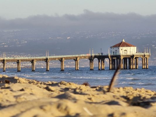 Manhattan Beach Pier by null