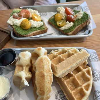 Compa Coffee Roasters - Gluten free waffle & spicy pesto toast on house-made gluten free bread - Coffee Roasteries Near Me - San Diego, California Compa Coffee Roasters - Gluten free waffle & spicy pesto toast on house-made gluten free bread - Coffee Roasteries Near Me - San Diego, California
