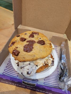 Insomnia Cookies by null