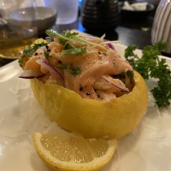 Sushi Hon - Salmon belly citrus - Sushi Bars Near Me - Los Angeles, California Sushi Hon - Salmon belly citrus - Sushi Bars Near Me - Los Angeles, California