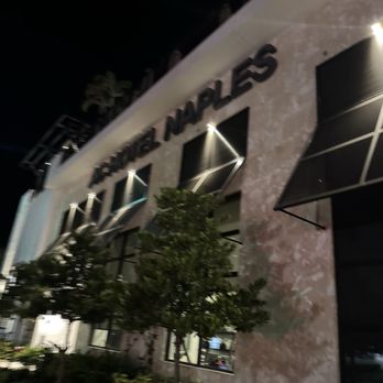 AC Hotel Naples 5th Avenue - Hotels Near Me - Naples, Florida