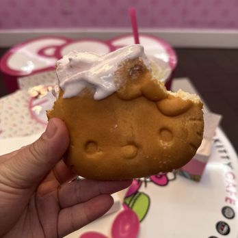 Hello Kitty Cafe - Vanilla & Strawberry Ice Cream in a Hello Kitty Waffle Cone - Desserts Near Me - Las Vegas, Nevada Hello Kitty Cafe - Vanilla & Strawberry Ice Cream in a Hello Kitty Waffle Cone - Desserts Near Me - Las Vegas, Nevada