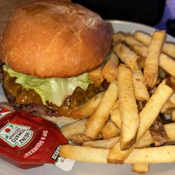 Chicken N Pickle - Grass fed burger & fries - Pickleball Near Me - Henderson, Nevada