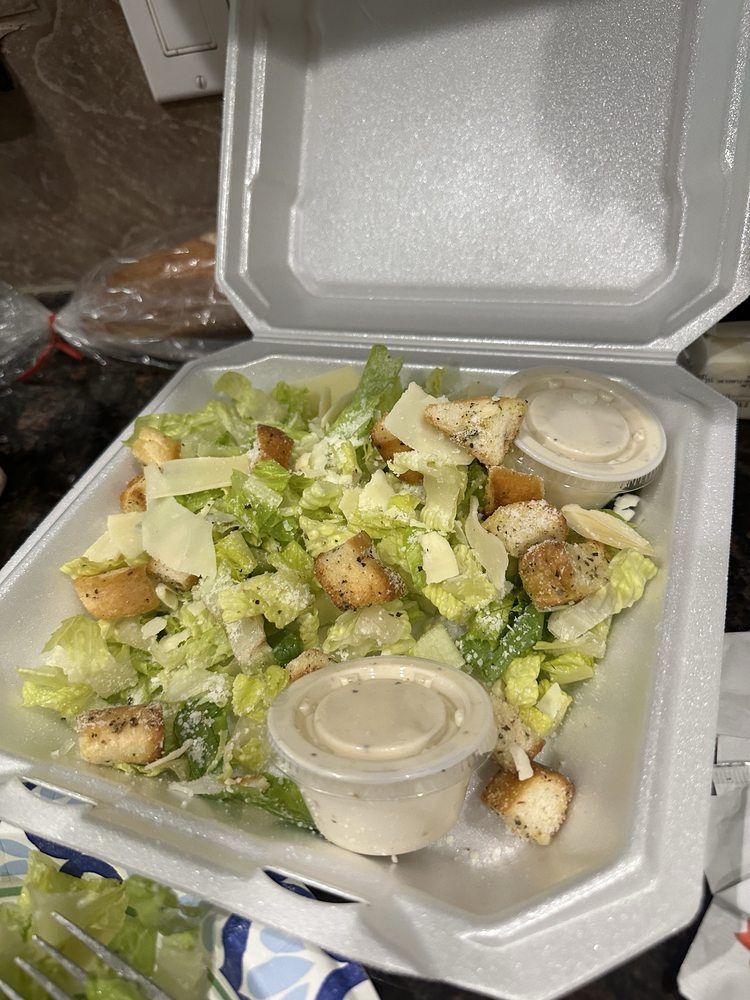 Food from Niki's Pizza & Pasta - Georgetown