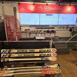 Boston Ski + Tennis - Total view of the simulator