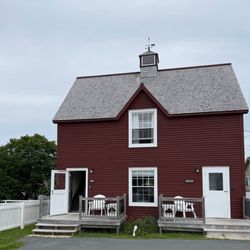 Russelltown Inn - The Loft - right hand door