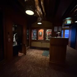 Crow's Nest - Inside
