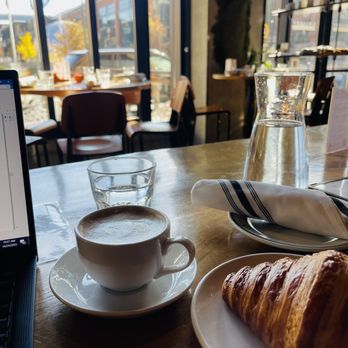 Gallery Bistro & Bar - Plain Croissant and Cappuccino - Bars Near Me - Indianapolis, Indiana Gallery Bistro & Bar - Plain Croissant and Cappuccino - Bars Near Me - Indianapolis, Indiana