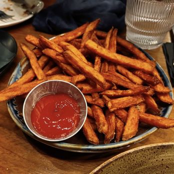 insideOUT - Friessssss - Lounges Near Me - San Diego, California