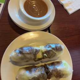 Spring rolls with grilled beef Spring rolls with grilled beef