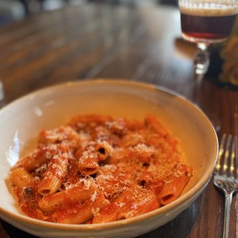 Rec Pier Chop House - Rigatoni - Steakhouses Near Me - Baltimore, Maryland Rec Pier Chop House - Rigatoni - Steakhouses Near Me - Baltimore, Maryland