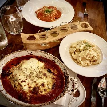 Limoncello Belltown - POLLO PIZZAIOLO and RAVIOLI DI CARNE - Italian Near Me - Seattle, Washington Limoncello Belltown - POLLO PIZZAIOLO and RAVIOLI DI CARNE - Italian Near Me - Seattle, Washington