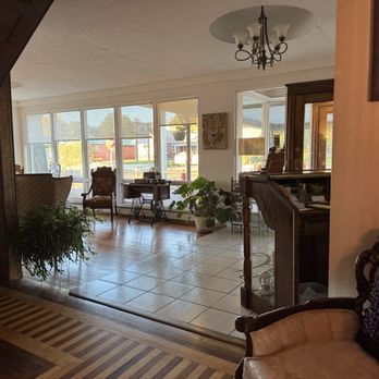 The Boho Buffalo Inn - Lobby or family room - Hotels Near Me - Buffalo, Wyoming