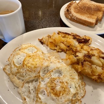 Holiday Diner - Eggs over with side of toast & potatoes - Diners Near Me - Danbury, Connecticut Holiday Diner - Eggs over with side of toast & potatoes - Diners Near Me - Danbury, Connecticut