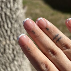 M V nails - No shape polish not completed