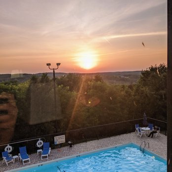 Hampton Inn Rolla - My beautiful sunrise every morning. - Hotels Near Me - Rolla, Missouri