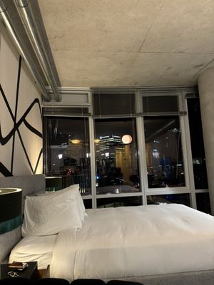 Placemakr Premier SoBro by null