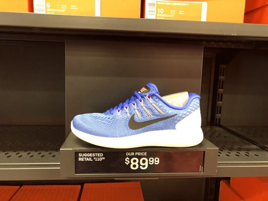 monroe nike outlet