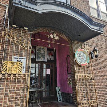 The Drip Community Coffeehouse - Coffee & Tea Near Me - Saint Louis, Missouri