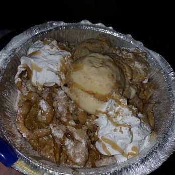 Fairgroundz - Churro funnel cake - Ice Cream & Frozen Yogurt Near Me - Ontario, California