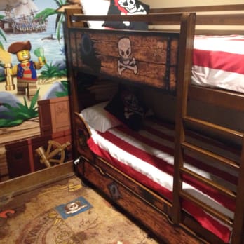 LEGOLAND Hotel - Pirate Theme - Hotels Near Me - Winter Haven, Florida