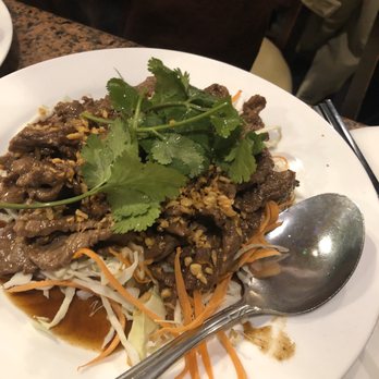 Tantawan Thai Kitchen - Garlic and Black Pepercorn beef - Thai Near Me - Rosemead, California