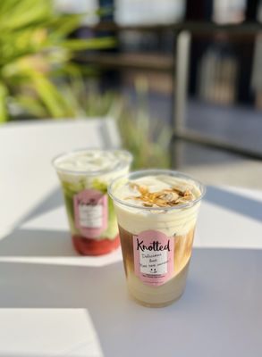 Cafe Knotted by null