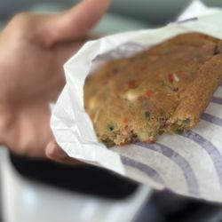 Insomnia Cookies - Confetti Deluxe Cookie
