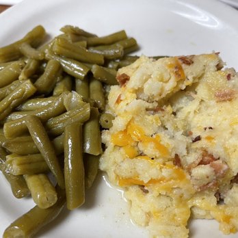 Oil Lamp Restaurant - Loaded mashed potatoes and green beans - New American Near Me - Perry, Georgia