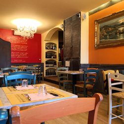 Al Sessantuno - Interior seating area