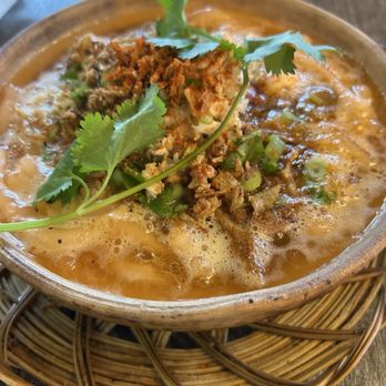 Saigon Oi - Banh canh cua (crab udon) - Vietnamese Near Me - Sacramento, California Saigon Oi - Banh canh cua (crab udon) - Vietnamese Near Me - Sacramento, California