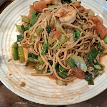 Yu's Noodle Shop - Shrimp chow mein. - Chinese Near Me - Lone Tree, Colorado Yu's Noodle Shop - Shrimp chow mein. - Chinese Near Me - Lone Tree, Colorado