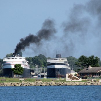 North Breakwater Light - Ferries getting ready to sail - Parks Near Me - Ludington, Michigan North Breakwater Light - Ferries getting ready to sail - Parks Near Me - Ludington, Michigan