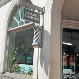 The facade of LaFlamme.