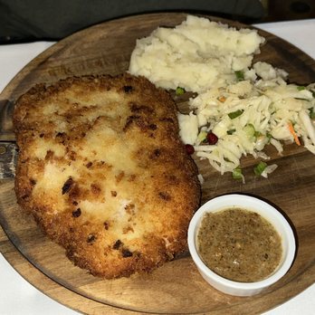 Traktir - Tarzana - Chicken Schnitzel - Ukrainian Near Me - Los Angeles, California Traktir - Tarzana - Chicken Schnitzel - Ukrainian Near Me - Los Angeles, California