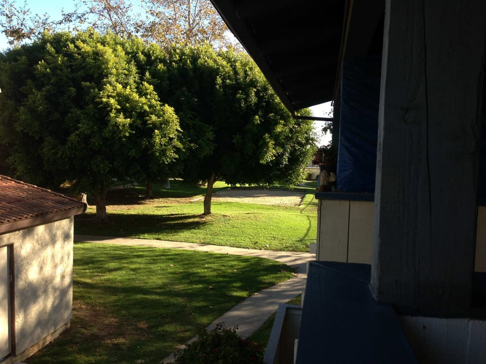 PEPPERTREE CONDOMINIUMS Updated September 2024 11 Reviews 1300