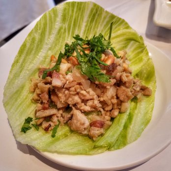 Yank Sing - Chicken lettuce cups - Dim Sum Near Me - San Francisco, California Yank Sing - Chicken lettuce cups - Dim Sum Near Me - San Francisco, California