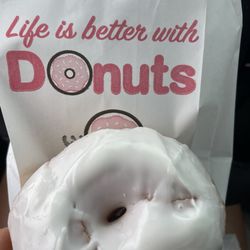 Howard's Donuts - Cordova