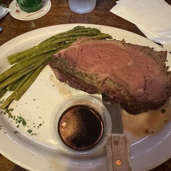 Hickory Ranch Steakhouse - 14oz Prime Rib Medium Rare + Asparagus - Steakhouses Near Me - Yucaipa, California