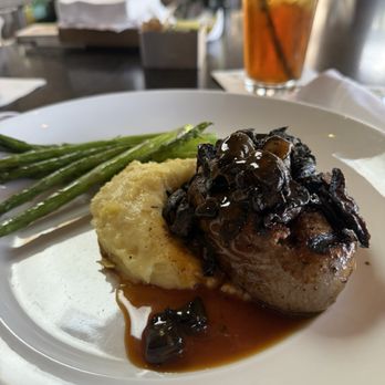 Seasons 52 - oak Wood-Grilled Filet Mignon - New American Near Me - Albuquerque, New Mexico