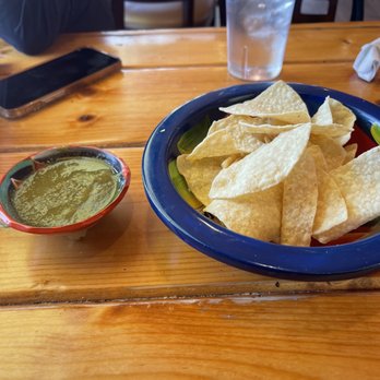 El Jacalito - Chips and Salsa great way to start - Mexican Near Me - Las Cruces, New Mexico El Jacalito - Chips and Salsa great way to start - Mexican Near Me - Las Cruces, New Mexico