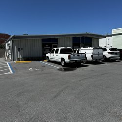 Lakeside Coin Laundry - Business front