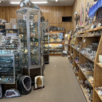 Southwest Silver - Inside - Jewelry Near Me - Manitou Springs, Colorado Southwest Silver - Inside - Jewelry Near Me - Manitou Springs, Colorado