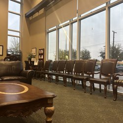 Texas Orthopedic Specialists - Waiting area