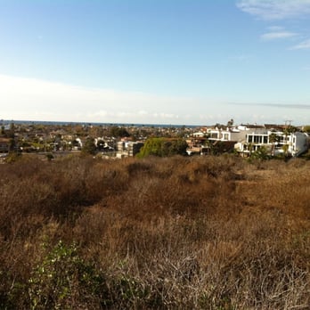 Castaways Park - Parks Near Me - Newport Beach, California