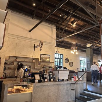 Pinewood Social - American Near Me - Nashville, Tennessee